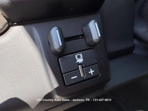 Used 2016 GMC Yukon Denali w/ Open Road Package RWD image 29