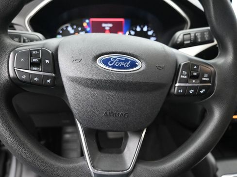 Used 2021 Ford Escape SE image 14