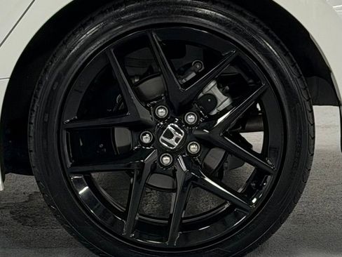 Used 2024 Honda Civic Sport image 8