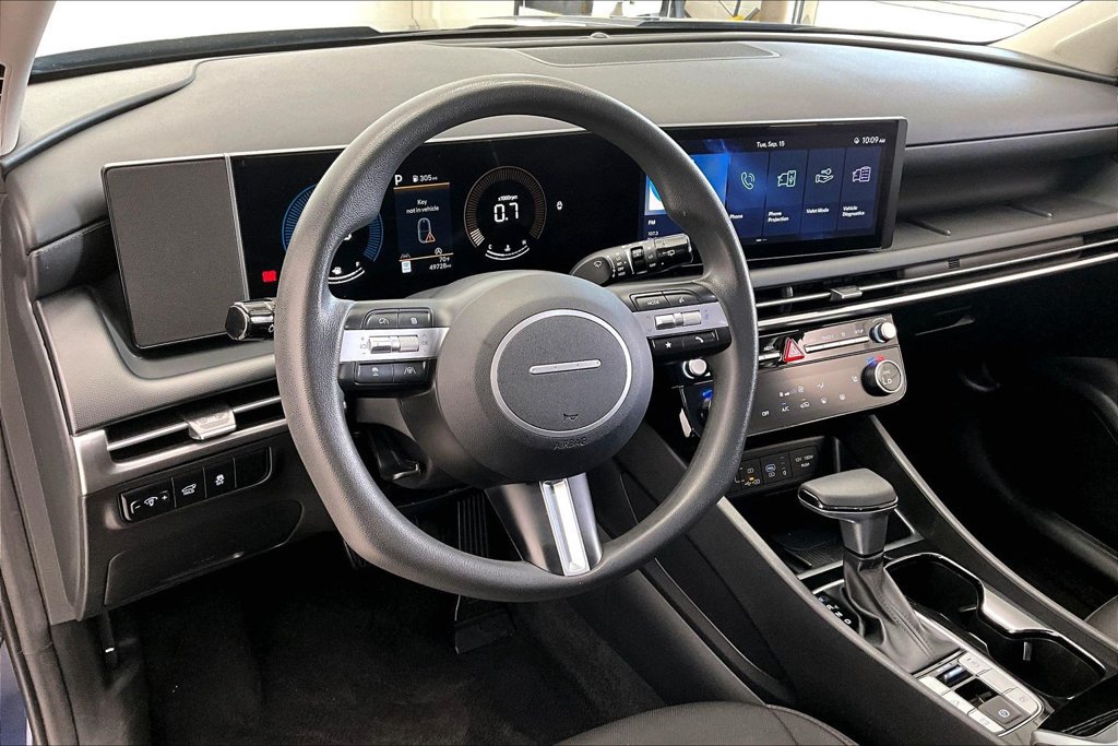Used 2025 Hyundai Tucson SEL FWD image 13