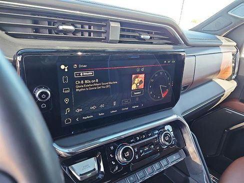 Used 2024 GMC Sierra 1500 Denali Ultimate image 18