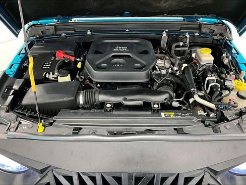 Used 2020 Jeep Wrangler Unlimited Sahara image 12