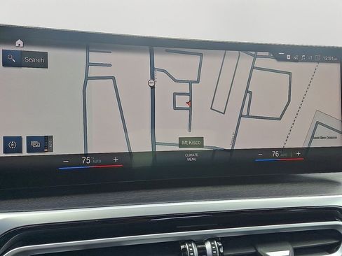 Certified 2023 BMW 330i xDrive Sedan w/ Convenience Package image 18