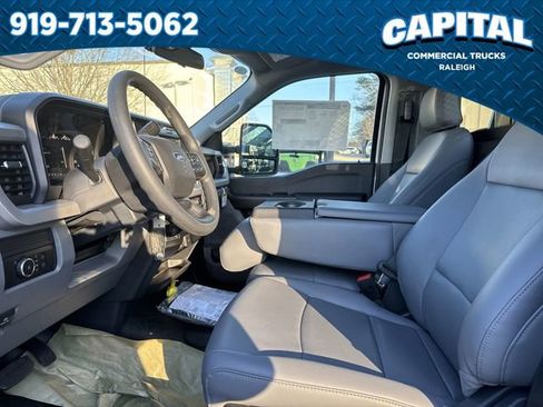 New 2026 Ford F550 4x4 Regular Cab Super Duty image 17
