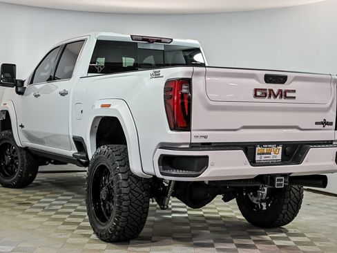 New 2026 GMC Sierra 2500 Denali w/ Technology Package AWD/4WD image 4