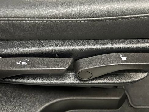 Used 2025 Chevrolet Tahoe LT image 18