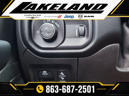 Used 2021 RAM 1500 Big Horn AWD/4WD image 30