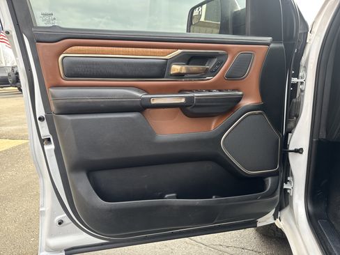 Used 2019 RAM 1500 Limited image 13