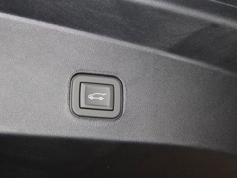 New 2026 Cadillac Lyriq Sport AWD/4WD image 36