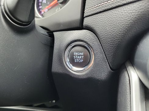 Used 2022 Toyota RAV4 XLE image 26