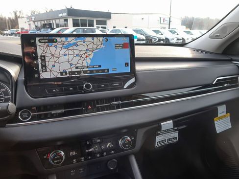 New 2026 Mitsubishi Outlander AWD image 34