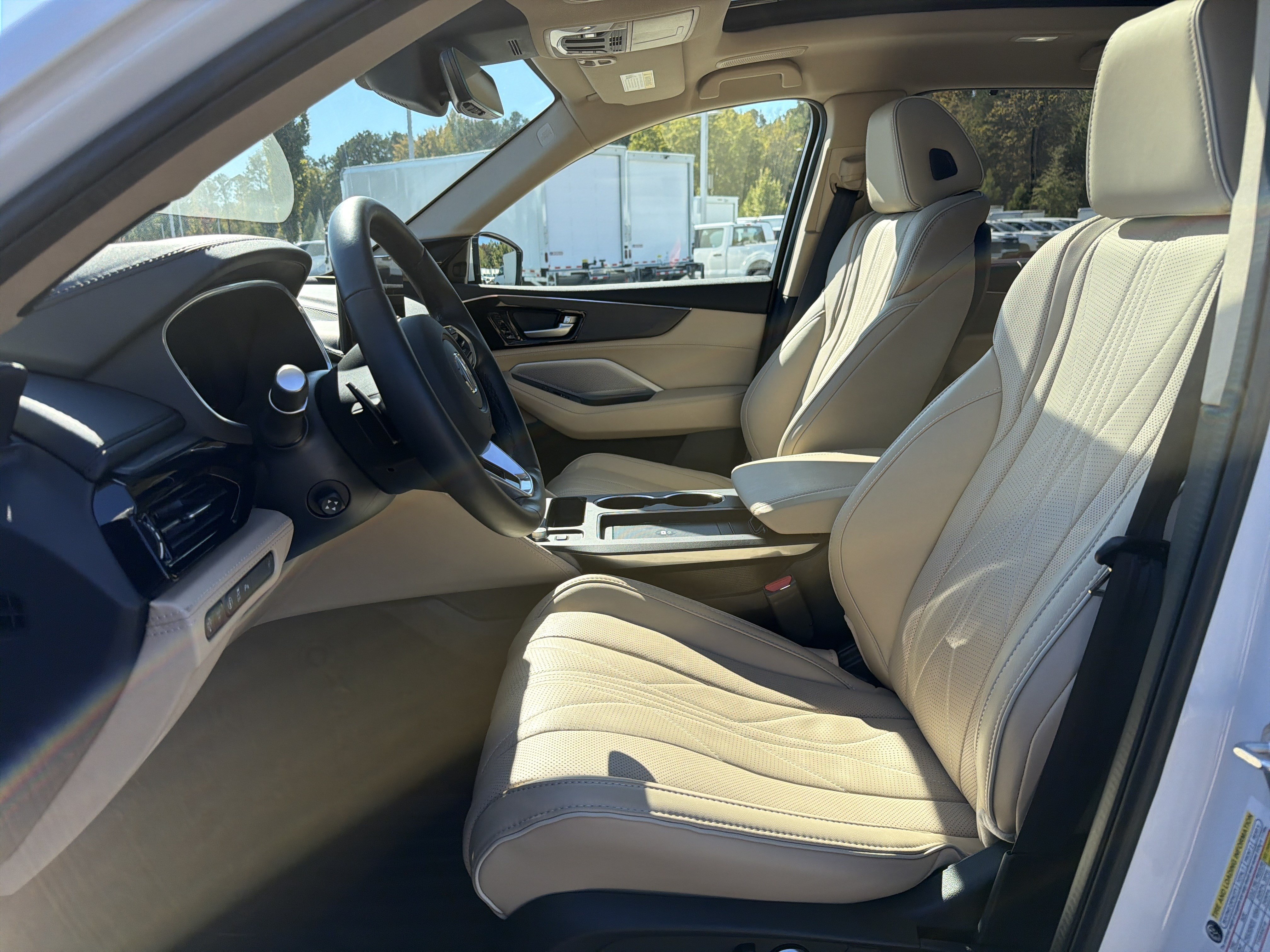 Certified 2026 Acura MDX w/ Advance Package AWD/4WD image 16