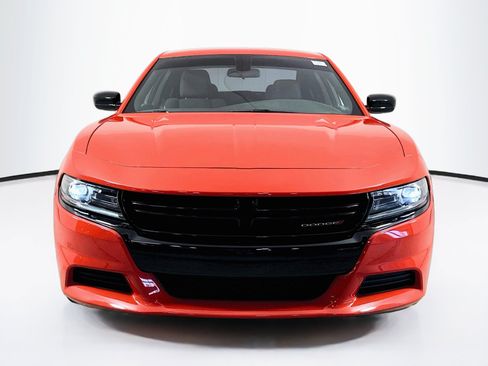 Used 2023 Dodge Charger SXT w/ Blacktop Package RWD image 2