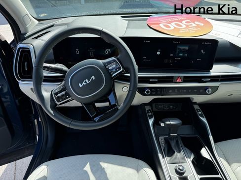New 2025 Kia Sorento S w/ Panoramic Sunroof Package image 13