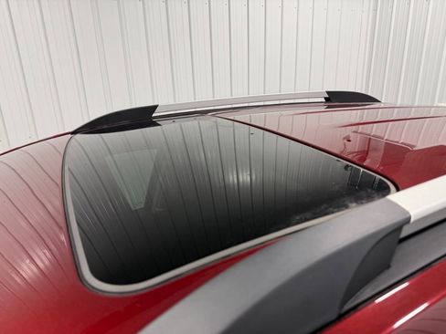 Used 2016 Chevrolet Trax LT w/ LT Sun and Sound Package image 32