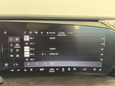Used 2025 Audi Q5 Premium Plus w/ Premium Plus AWD/4WD image 20