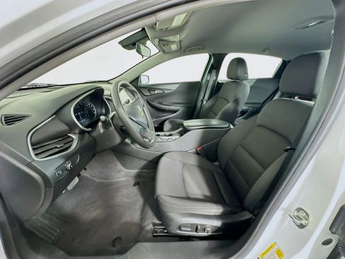 Used 2023 Chevrolet Malibu LT image 13