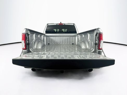 Used 2019 RAM 1500 Big Horn RWD image 28