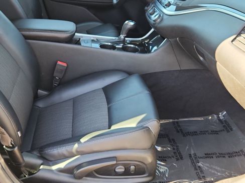 Used 2020 Chevrolet Impala LT FWD image 12