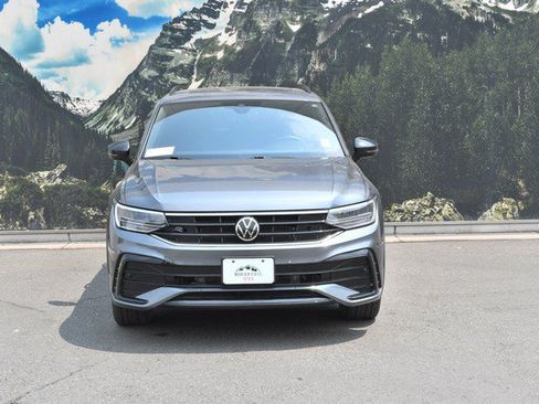 Used 2022 Volkswagen Tiguan SE R-Line AWD/4WD image 5