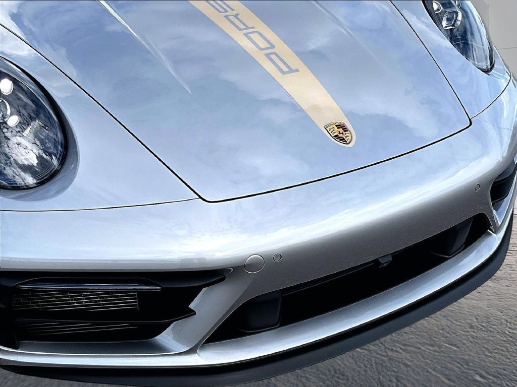 Certified 2024 Porsche 911 Carrera GTS RWD image 20