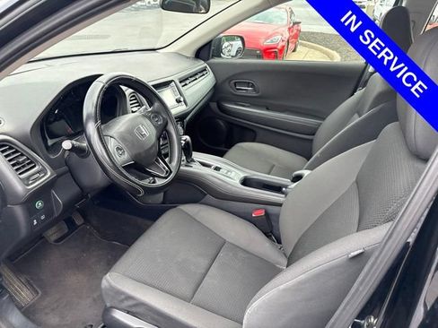 Used 2021 Honda HR-V LX image 8