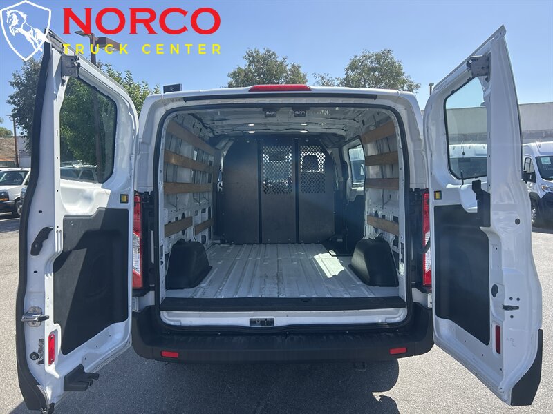 Used 2019 Ford Transit 250 130 Low Roof w/ Exterior Upgrade Package RWD image 9