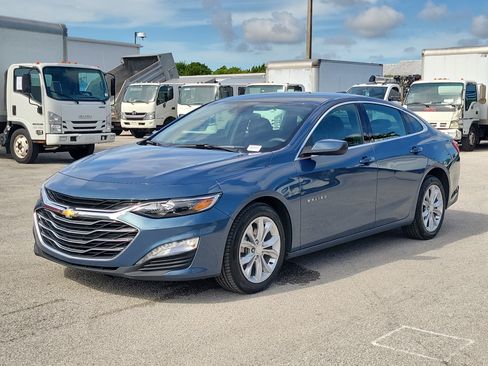 Used 2025 Chevrolet Malibu LT FWD image 7