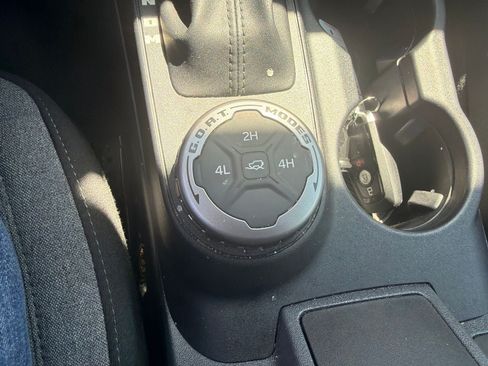 Used 2022 Ford Bronco 2-Door AWD/4WD image 18