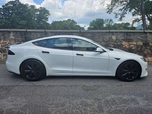 Used 2023 Tesla Model S AWD/4WD image 10