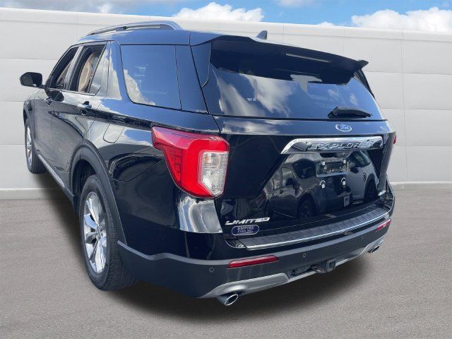 Used 2023 Ford Explorer Limited w/ Limited Technology Package AWD/4WD image 3