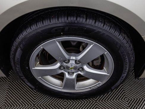 Used 2015 Chevrolet Cruze LT image 50