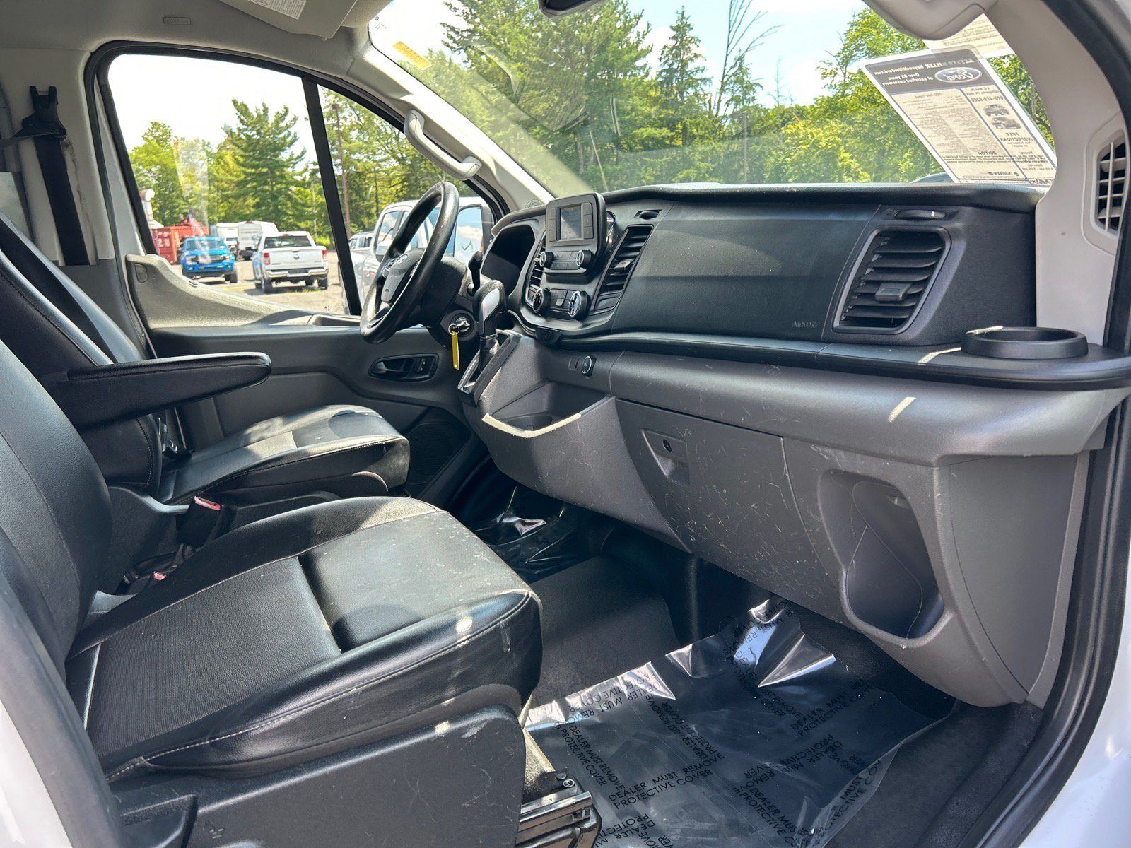 Certified 2020 Ford Transit 150 Low Roof RWD image 14