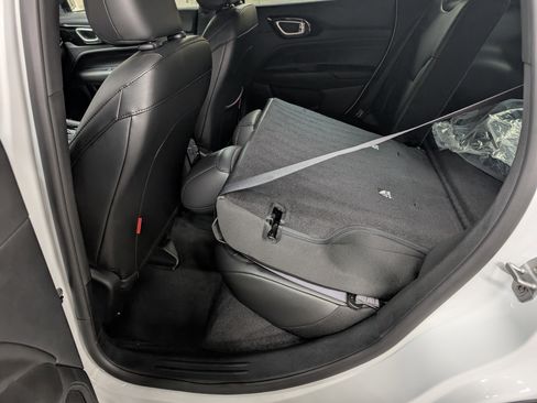 New 2026 Jeep Compass Trailhawk image 5