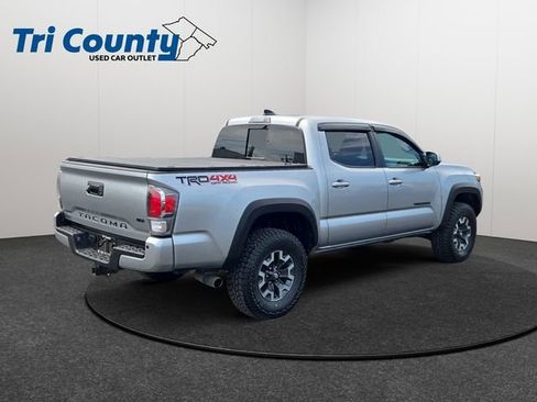 Used 2023 Toyota Tacoma TRD Off-Road w/ Technology Package image 8