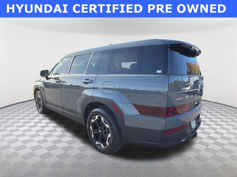Used 2025 Hyundai Santa Fe SE w/ Tow & Go Package image 7