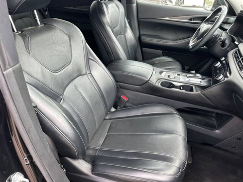 Used 2023 INFINITI QX60 Luxe w/ Performance Audio Package FWD image 13