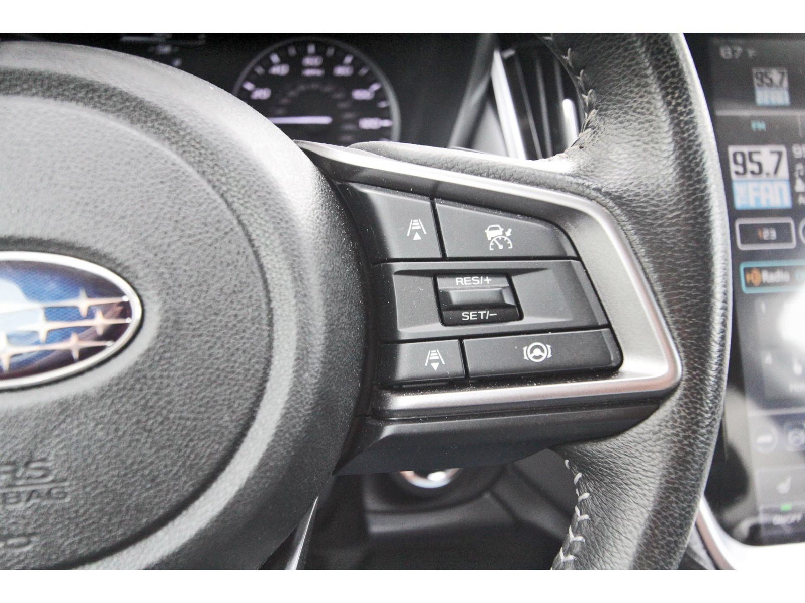 Certified 2023 Subaru Outback Onyx Edition AWD/4WD image 16