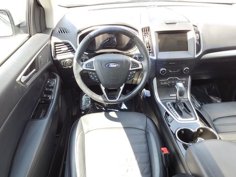 Used 2016 Ford Edge SEL w/ Equipment Group 201A AWD/4WD image 27