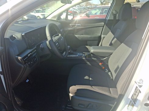 New 2026 Kia Sportage LX image 9