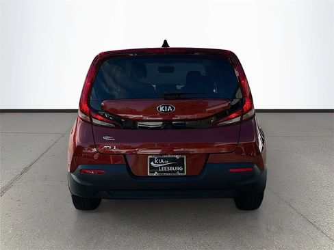 Certified 2020 Kia Soul LX image 6