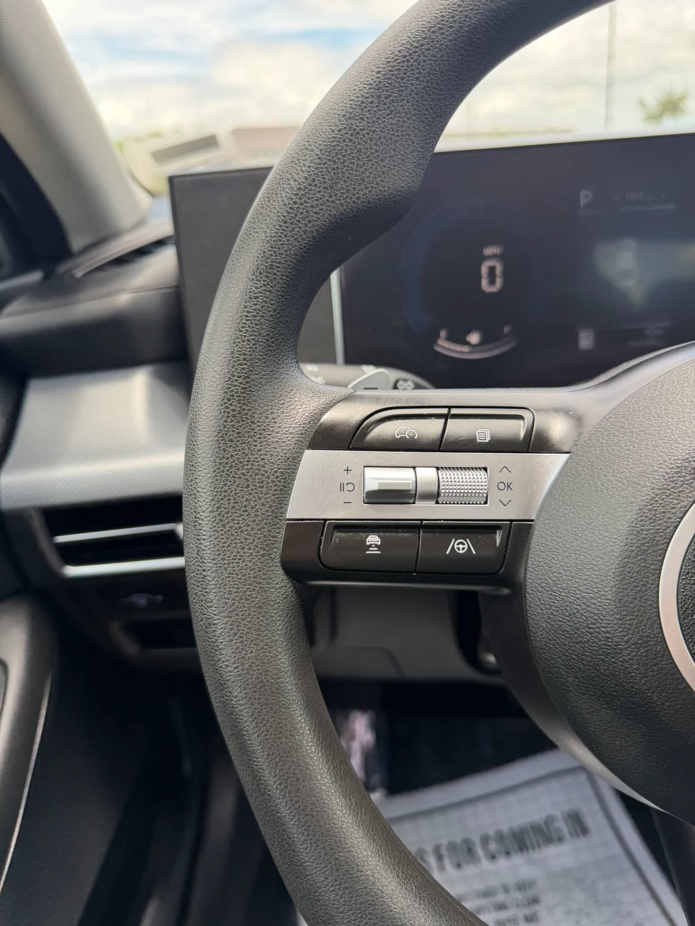 Used 2025 Hyundai Sonata SEL FWD image 20