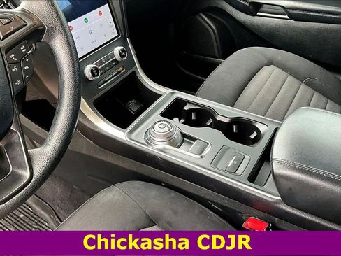 Used 2023 Ford Edge SE w/ Black Appearance Package image 17