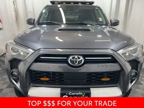 Used 2022 Toyota 4Runner TRD Off-Road Premium image 2