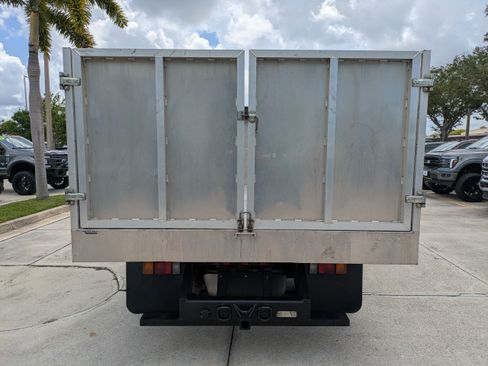 Used 2024 Chevrolet Low Cab Forward RWD image 5