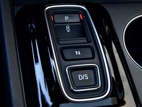 Used 2023 Honda Pilot Touring image 29