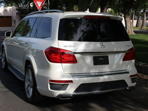 Used 2015 Mercedes-Benz GL 550 4MATIC image 52