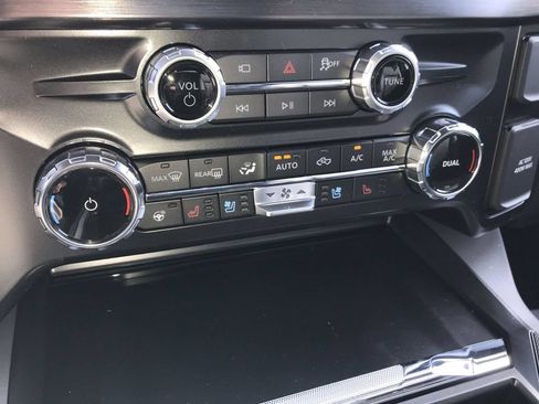 New 2026 Ford F250 Lariat AWD/4WD image 19