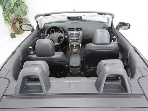 Used 2010 Lexus IS 250C RWD image 29