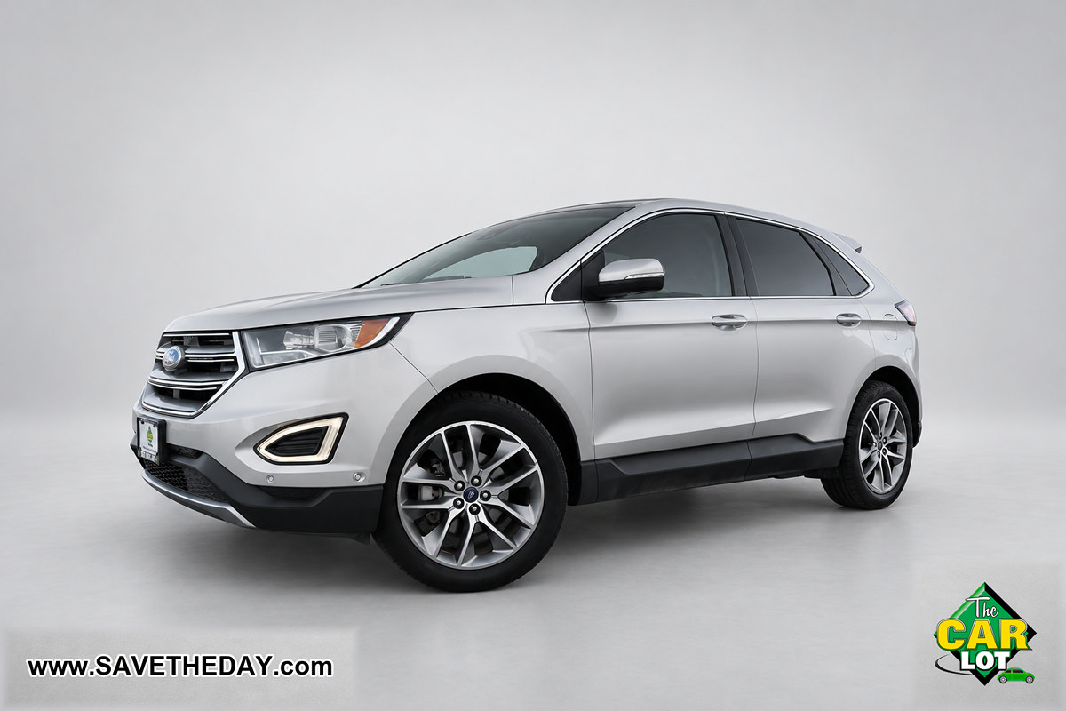 Used 2018 Ford Edge Titanium w/ Equipment Group 302A FWD image 2
